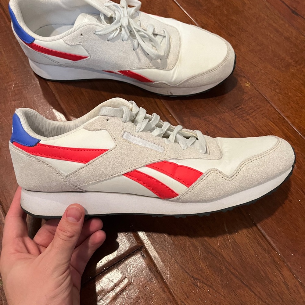 Men’s Reebok Sneakers - Picture 2 of 6